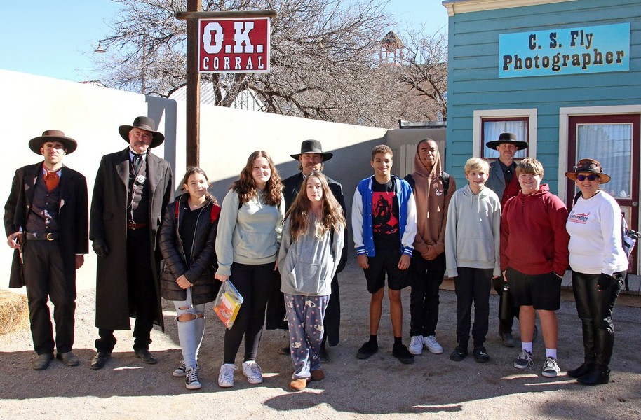 students visiting Tombstone OK Corral Gunfight