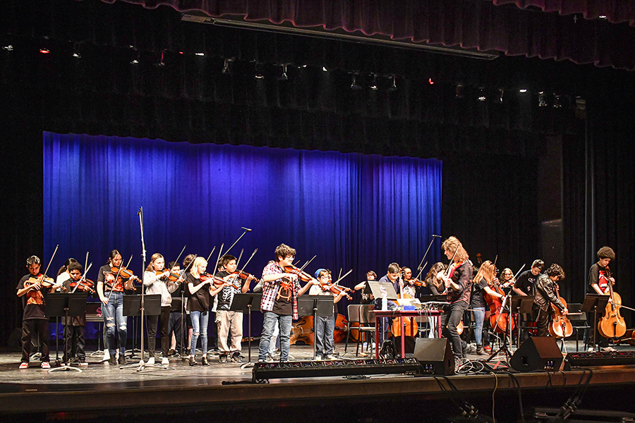 Magee Beginning Orchestra Performing with Mark Wood